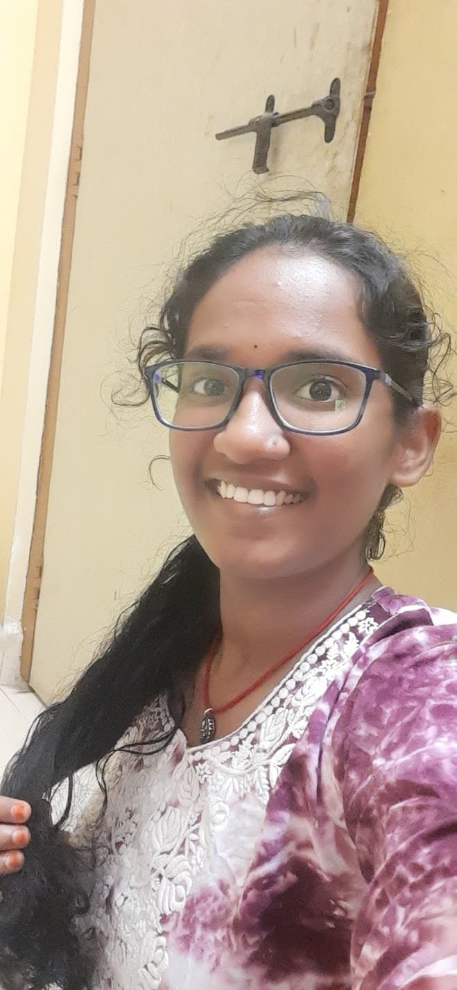 CA Spandana Reddy, smiling